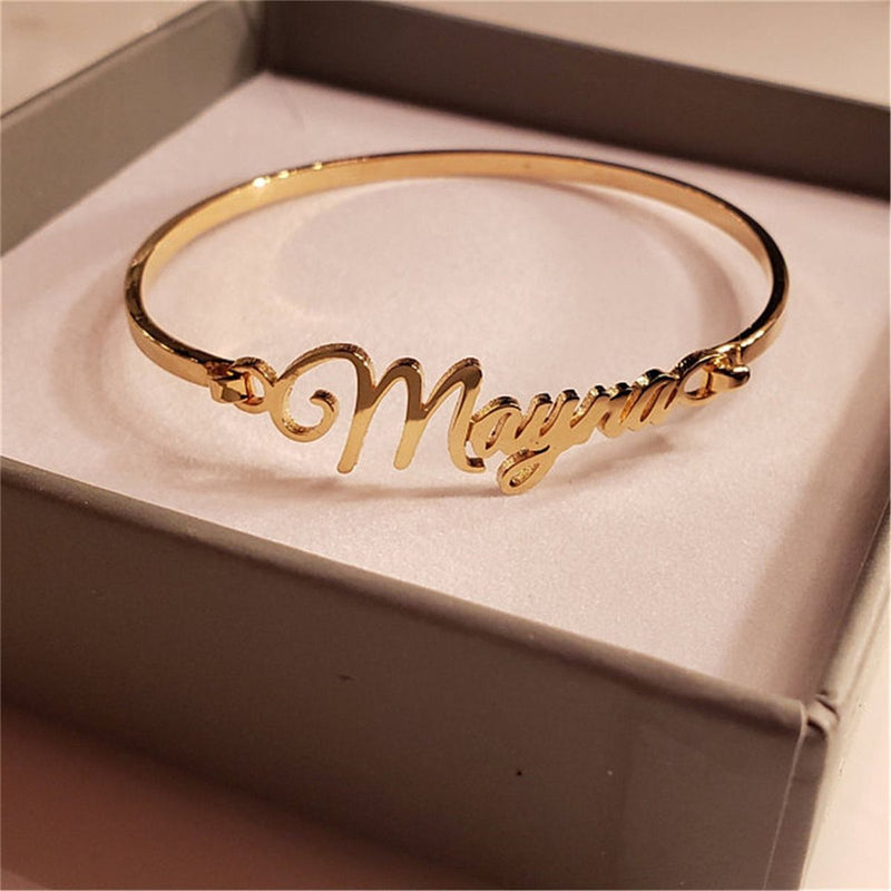 Dual-name bracelets