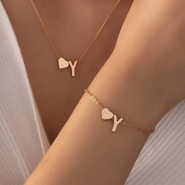 Letter chain pendent n Bracelet